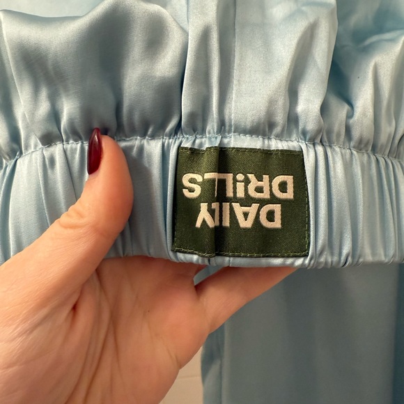 Daily Drills Silky Resort Pant in light Blue - Picture 9 of 9